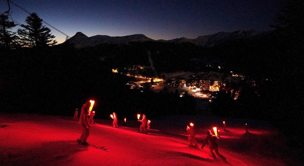 Féerie des Cimes: Torchlight descent and fireworks display