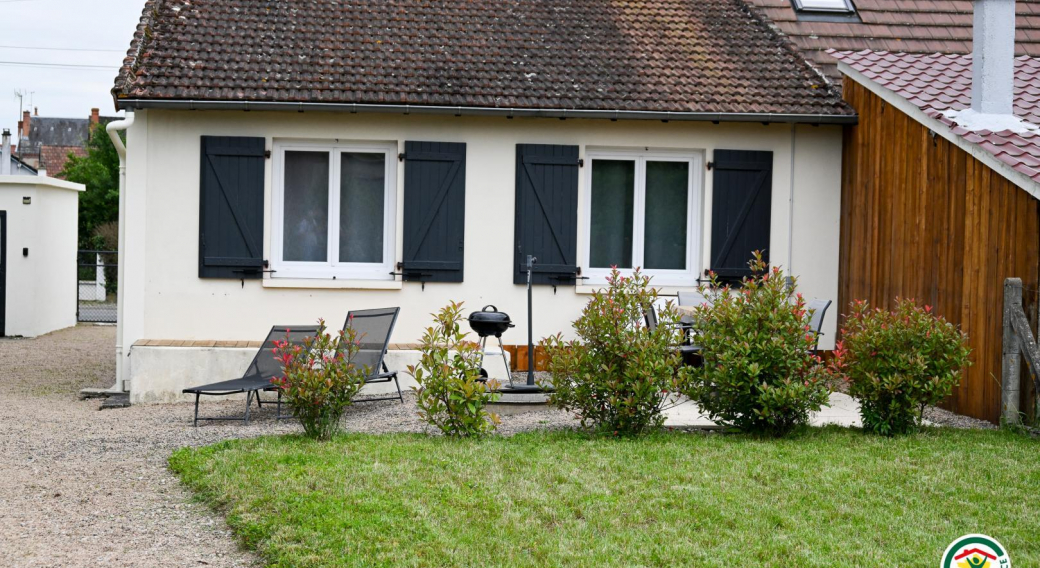 Gîte La maison Berai à Villeneuve sur Allier dans l'Allier en Auvergne