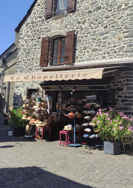 Chapellerie au temps jadis