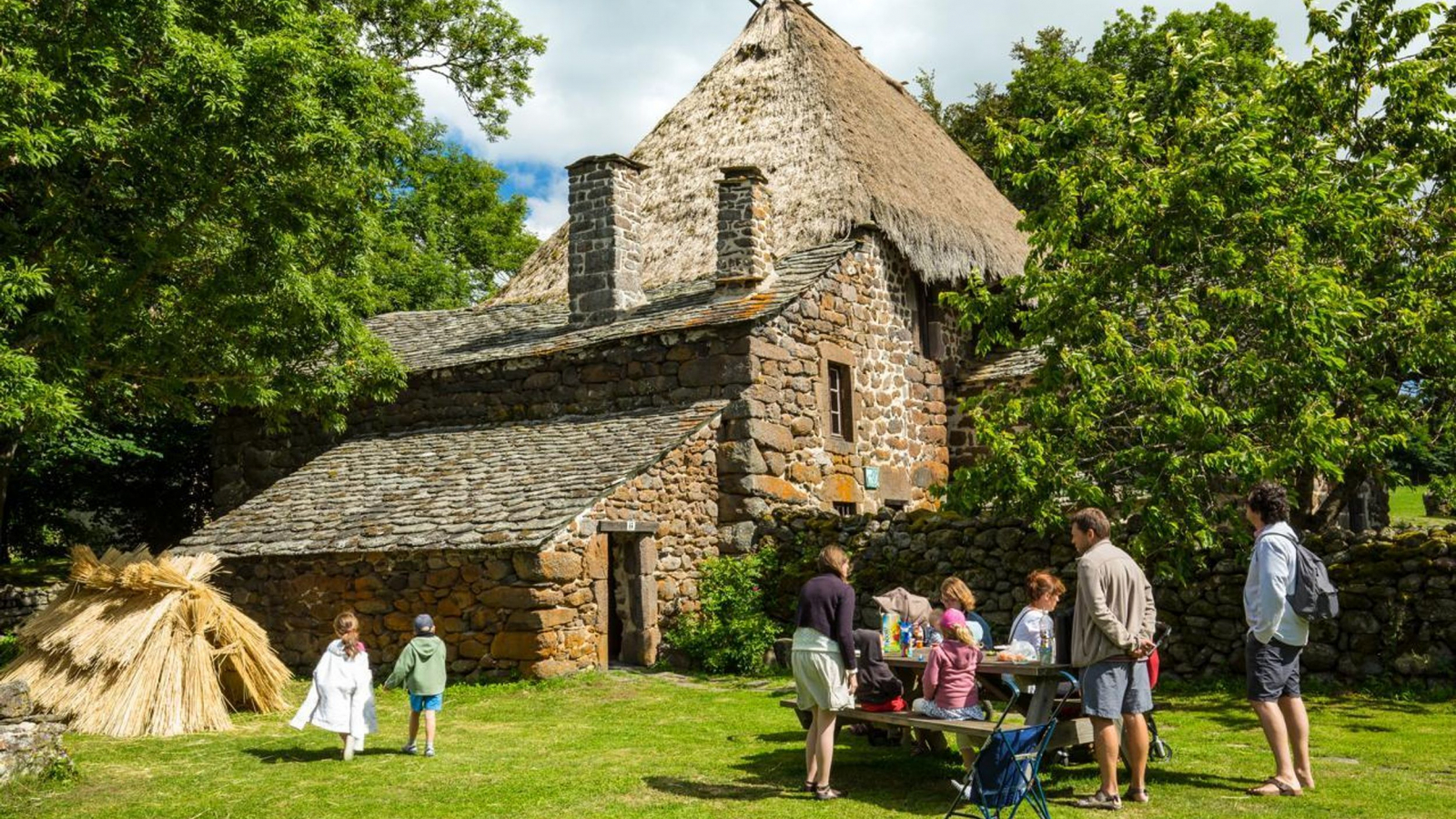 En famille au village des chaumières