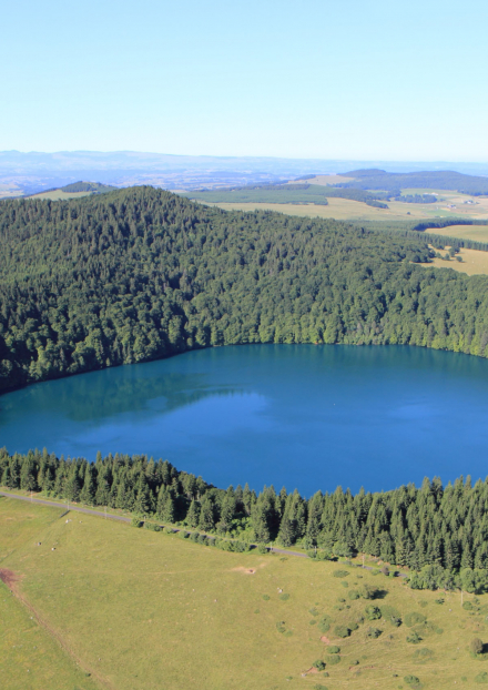 Naturez-vous: winter walk on Lac Pavin