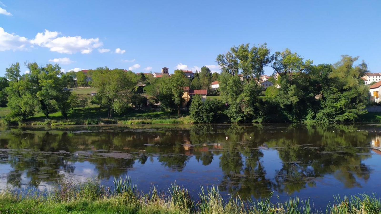 27 - La Loire entre Gerbizon et Miaune