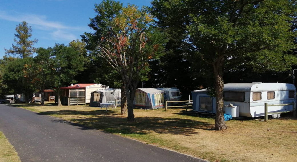 Camping municipal de Choumouroux : aire de camping et de camping car - YSSINGEAUX