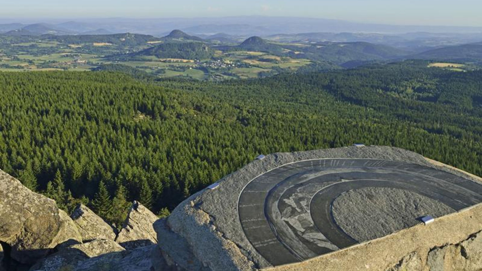 Panorama au sommet du Pic du Lizieux