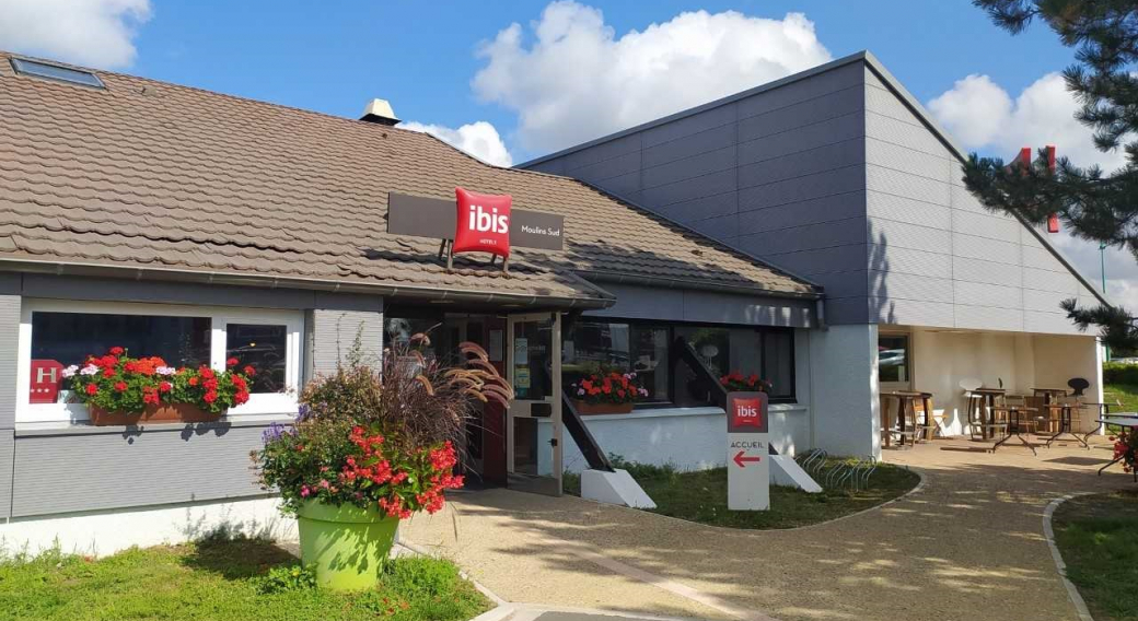 Hôtel Ibis Moulins Sud