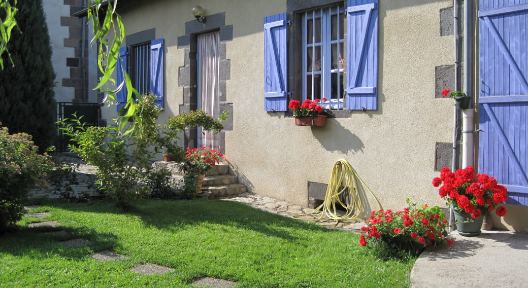 Chambres d'hôtes Randanne Aurieres extérieur 3