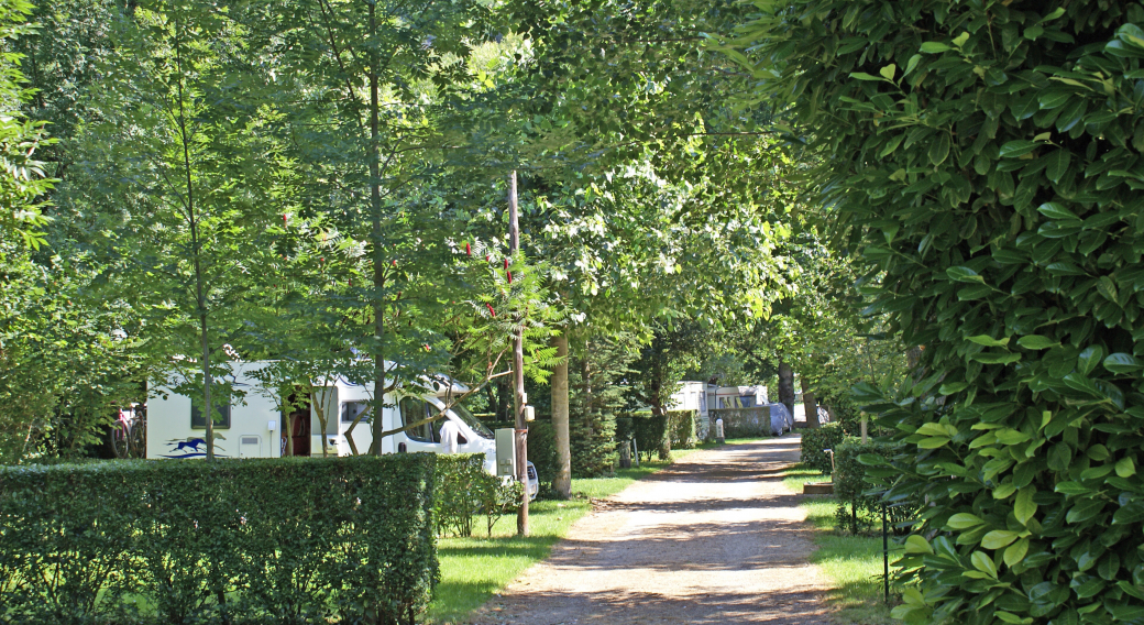 Camping des grottes