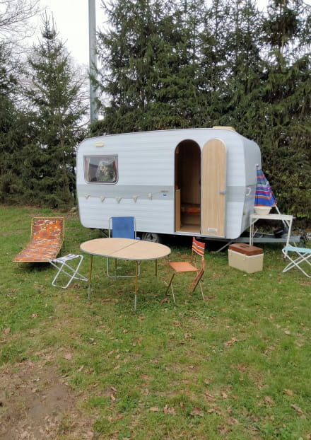 Caravane vintage - Camping de l'Eau Mère