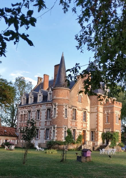 Guichardeaux Castle