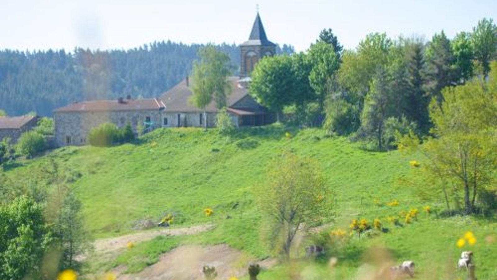 Vue sur le village de Beauregard