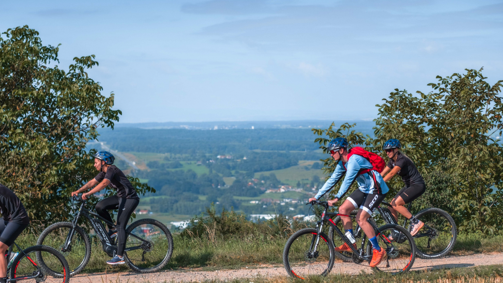 VTT à Châtel-Montagne