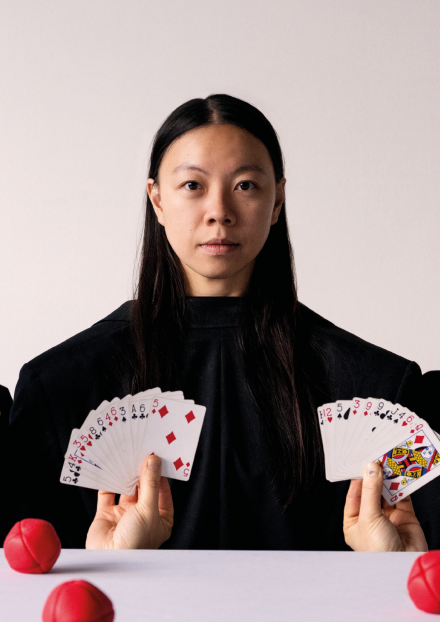 Heka - Tout n'est qu'un faux-semblant · Gandini Juggling | Théâtre de Cusset - Saison 24/25