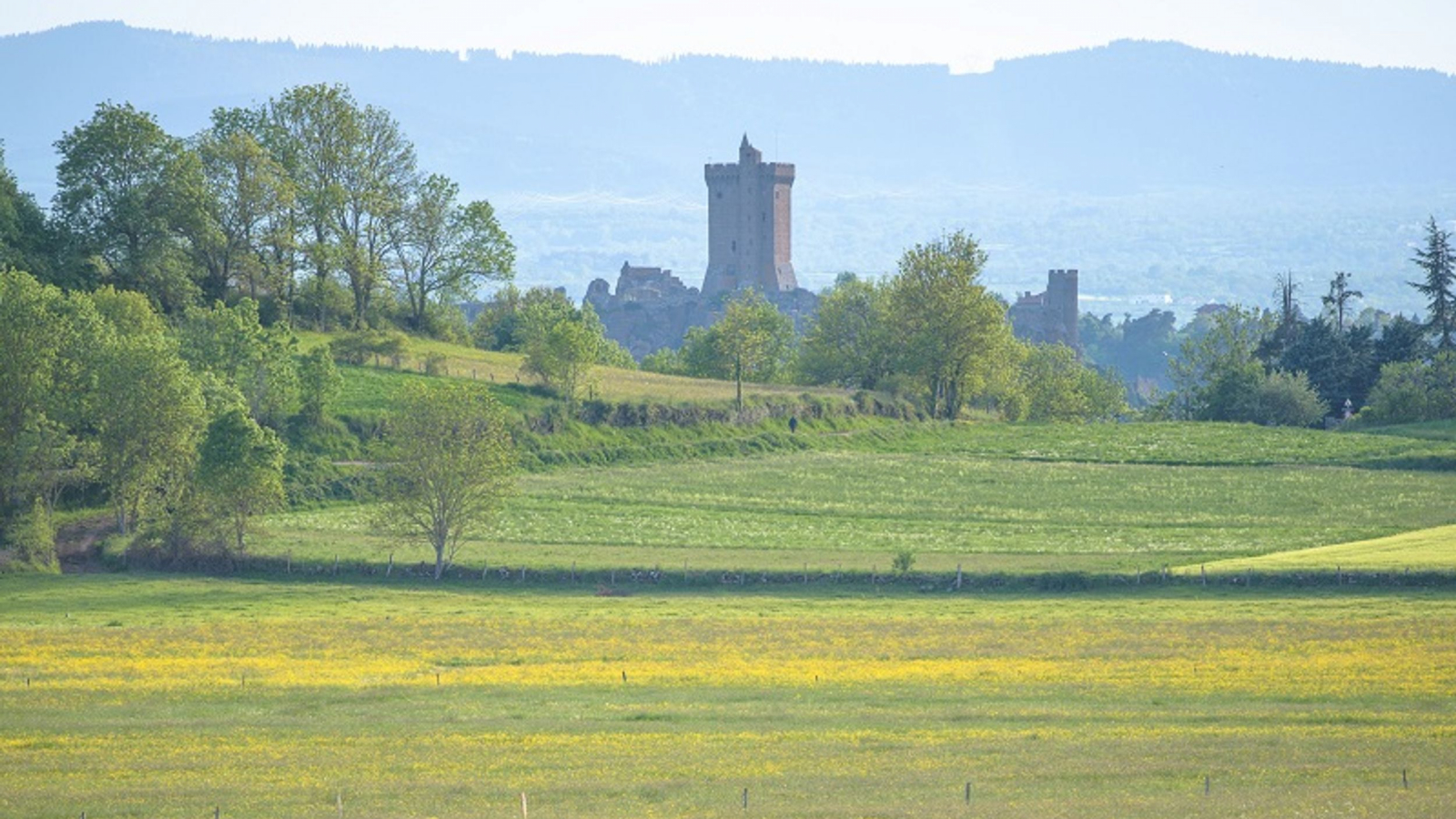 Vue sur la Forteresse de Polignac