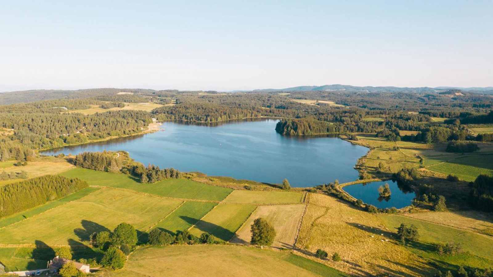 Autour du Lac de Devesset