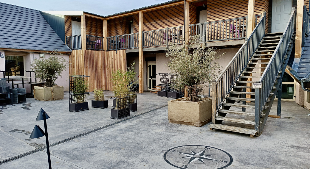 Terrasse, accès chambre