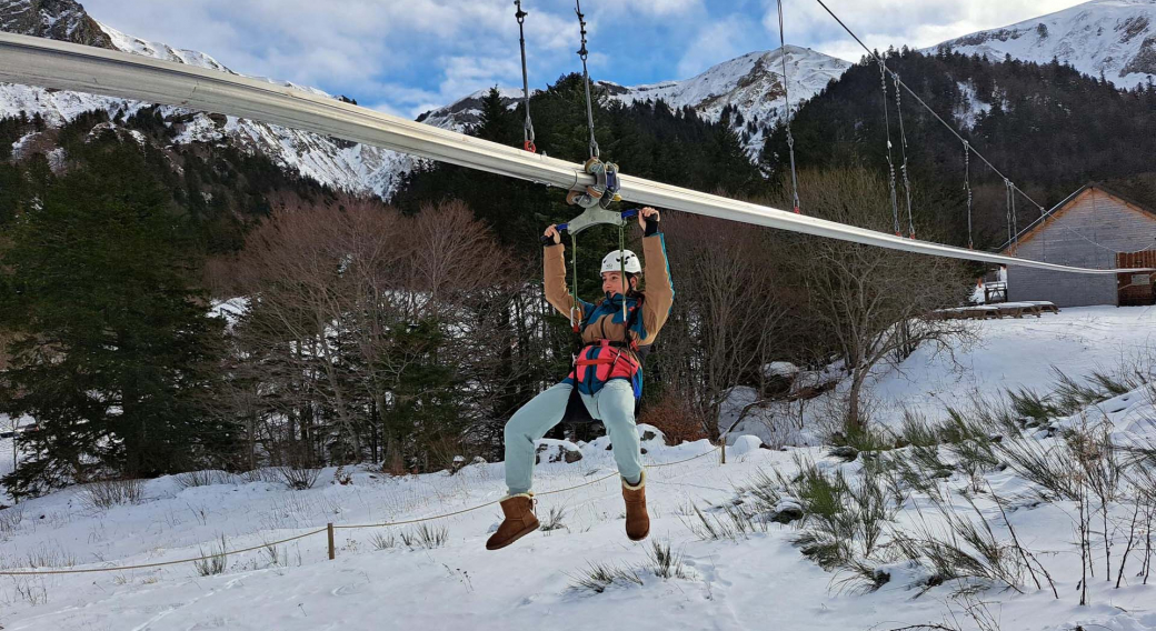 La Tyrolienne à virages du Mont-Dore