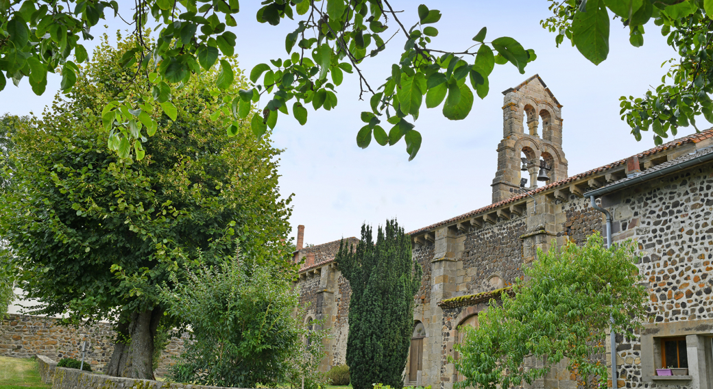 Eglise saint-jean-baptiste d'Esteil